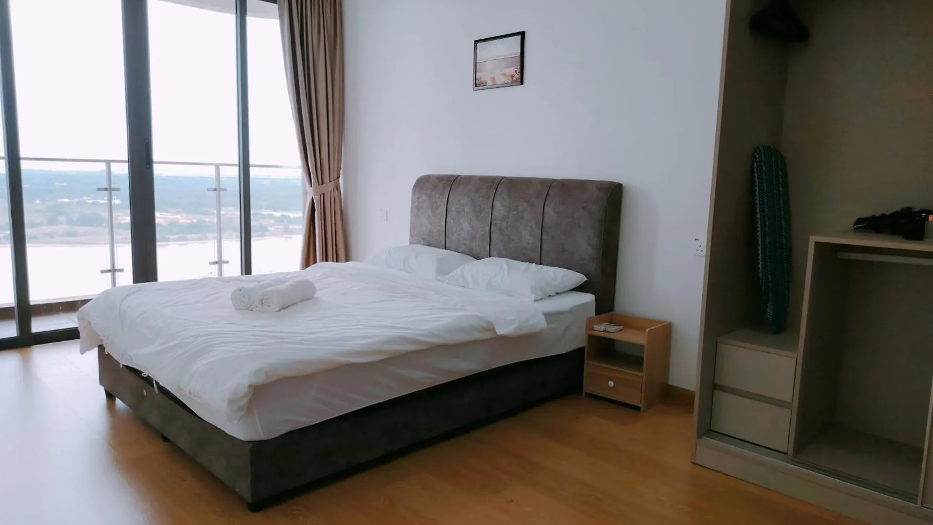 Danga Bay Seaview Johor Bahru By One 9 Place