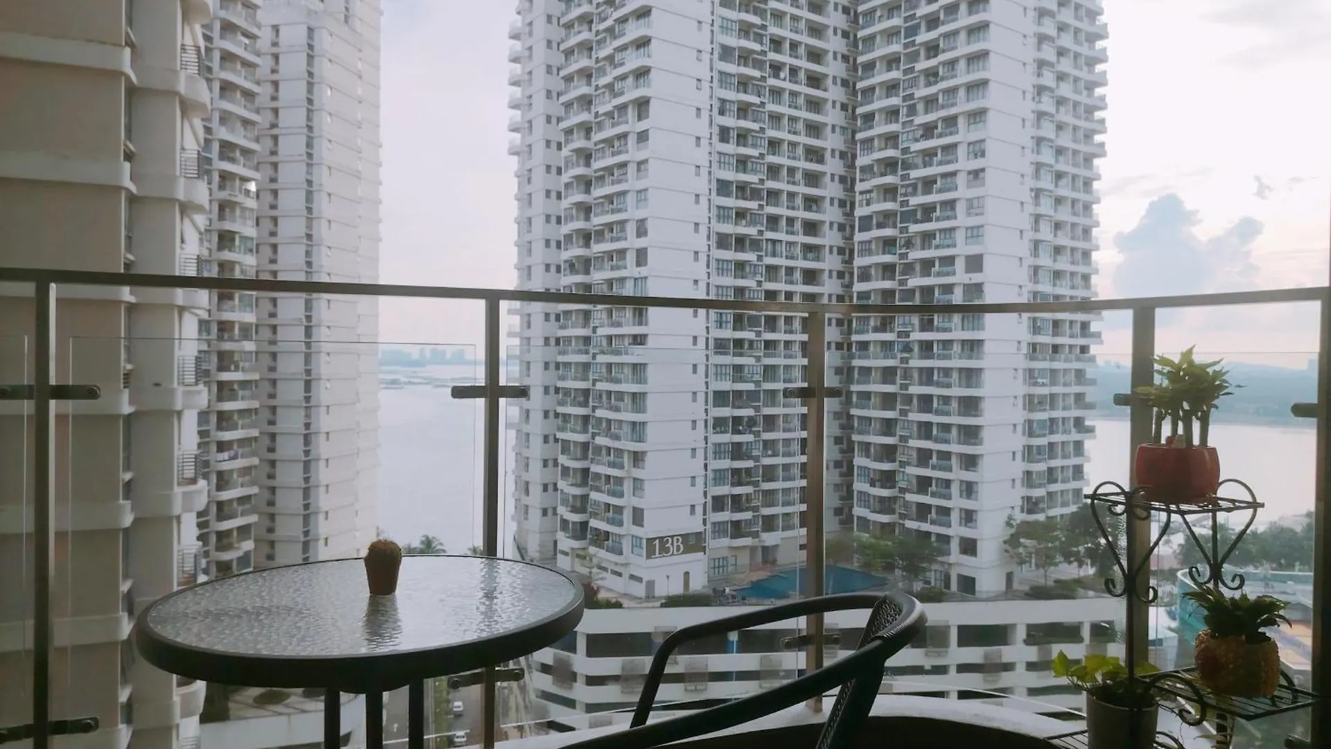 Aparthotel Danga Bay Seaview Johor Bahru By One 9 Place